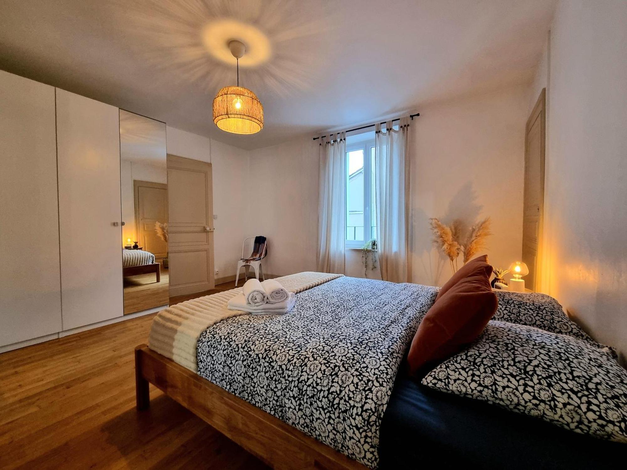 La Jeannette - Proche Gare-Centre, 2 Lits, Terrasse Villa Châteauroux Eksteriør bilde